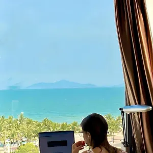 *** Hotel Waikiki Vietnam