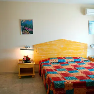 *** Hotel La Galleria Martinique