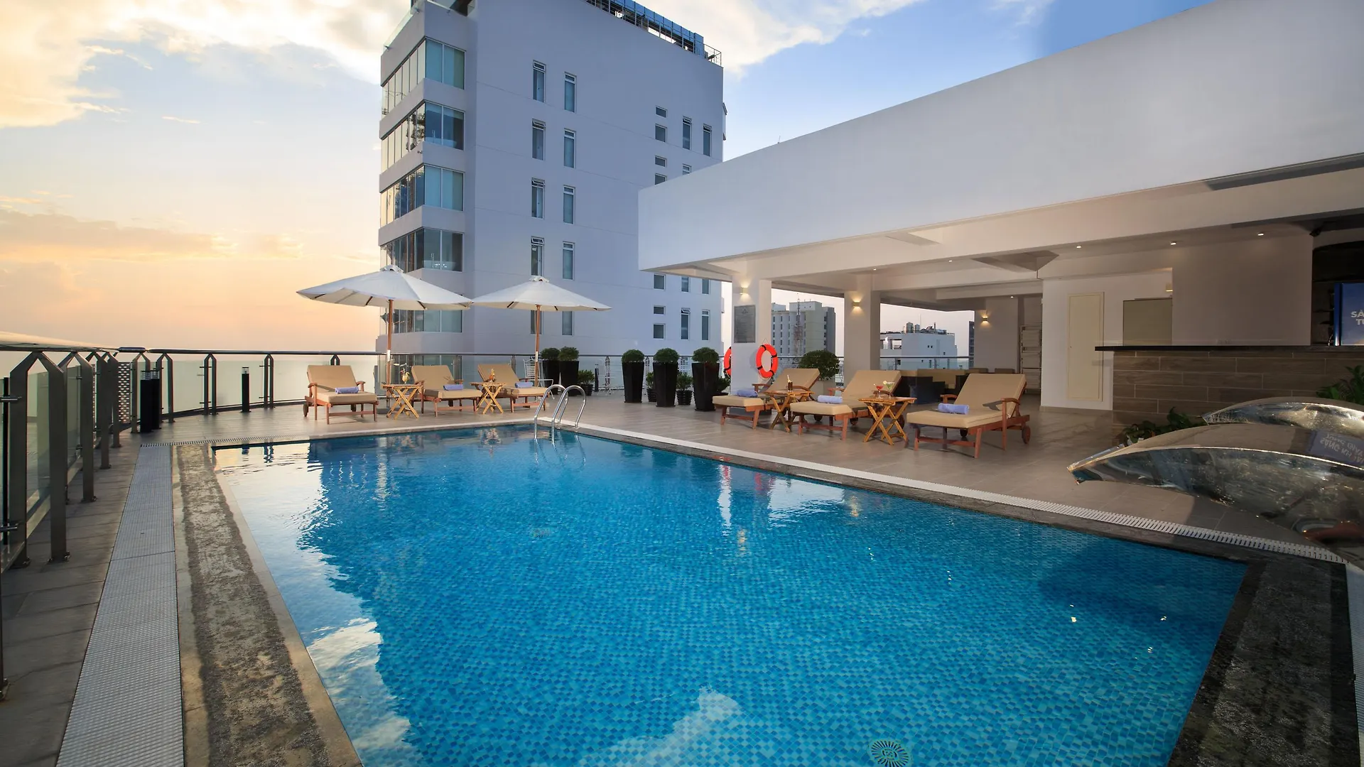 Legendsea Hotel Nha Trang 4*,  Vietnam