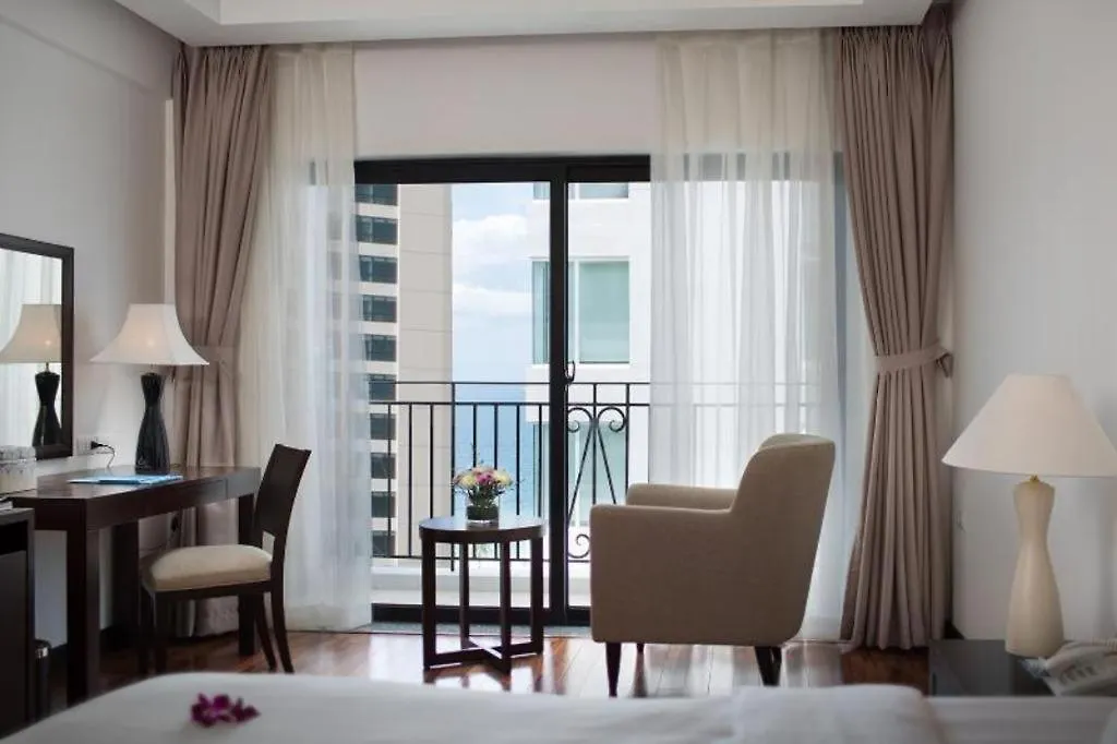 Legendsea Hotel Nha Trang 4*,
